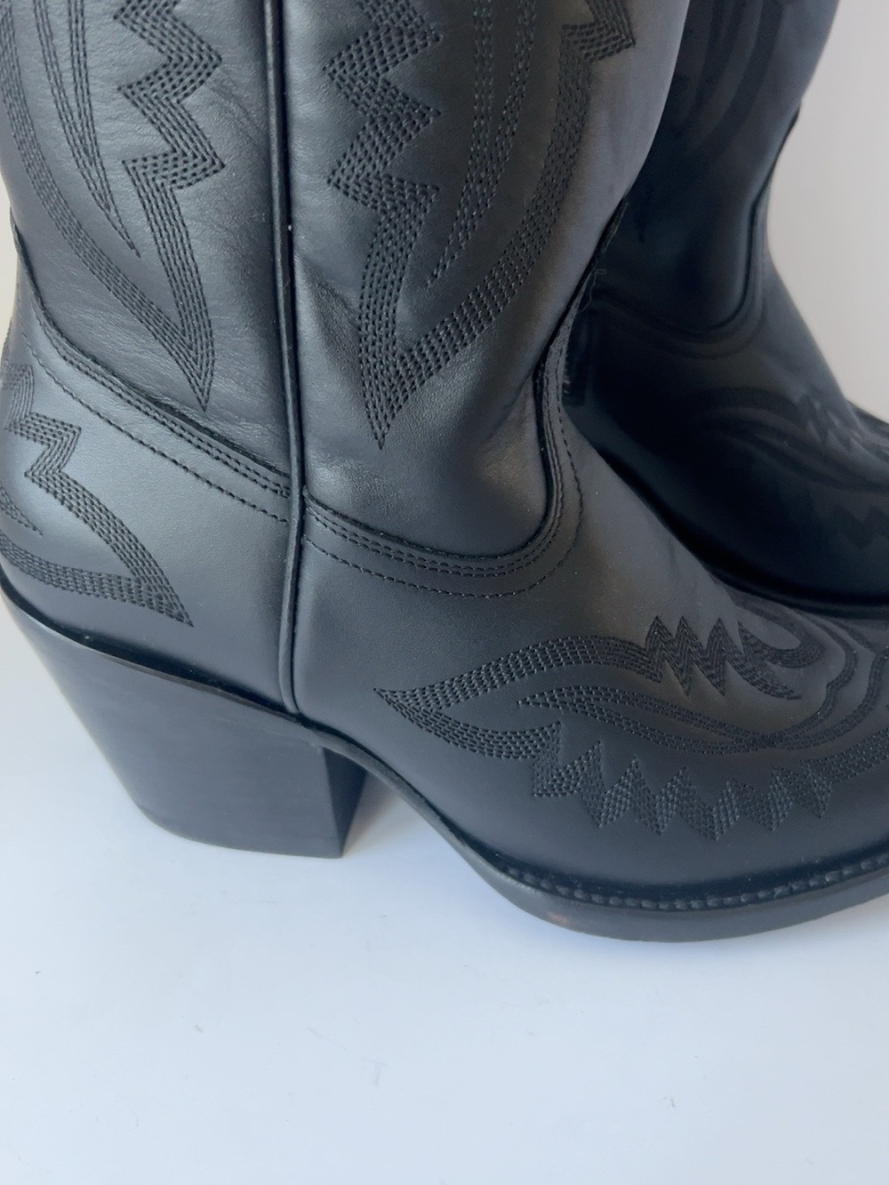 Ariat Casanova Obsidian Black Leather Western Boots Women’s 9 Wide NWT - Picture 4 of 9
